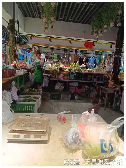 在郑州,打败永辉这些大型商超的,应该是新型的农贸市场